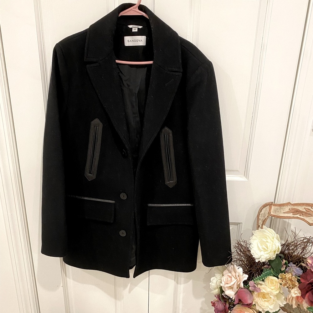 Sandova stylish coat for men